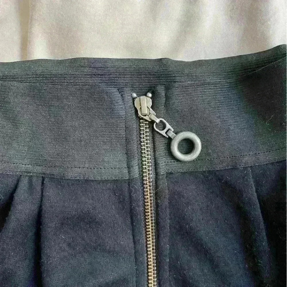 Free People black zip up front mini skirt w/ pockets size S - Picture 4 of 6